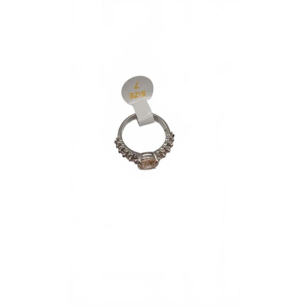 Elegant Oval-Cut Gemstone Ring with Rhinestone Accents Size 7 - Picture 5 of 9